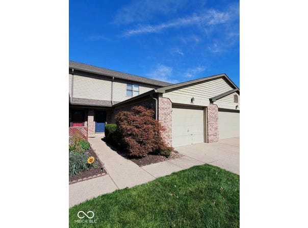 9242 Sea Pine, Indianapolis, IN 46250