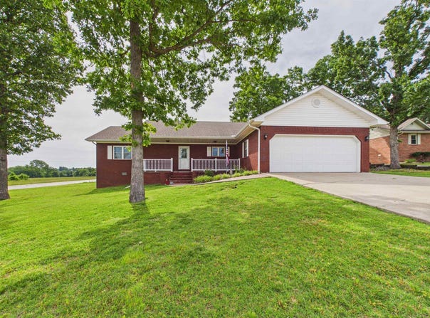 1201 PINE TREE LANE, Mountain Home, AR 72653