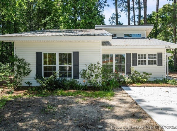 12741 Birchwood Circle, Laurinburg, NC 28352