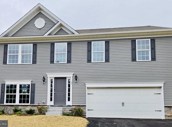 60 CORNWELL, ROMNEY, WV 26757