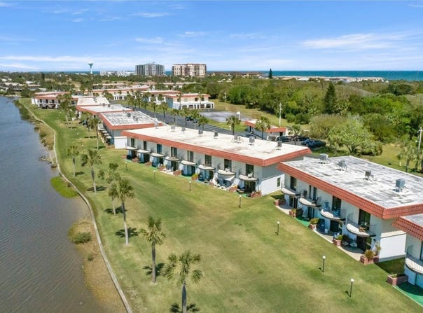 26 OCEAN PALM VILLA S, FLAGLER BEACH, FL 32136