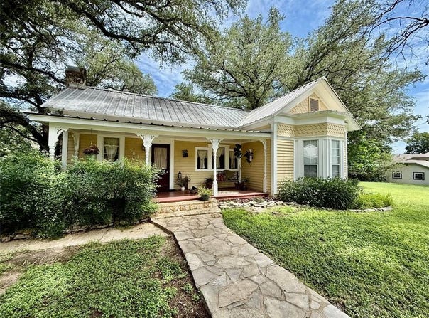 303 E Mclain, Iredell, TX 76649