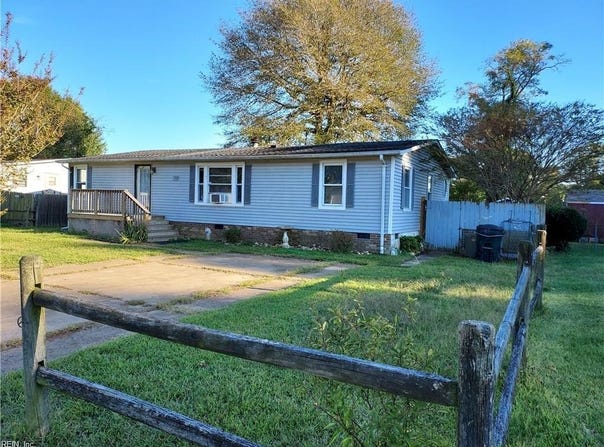311 Cattail Lane, Yorktown, VA 23693