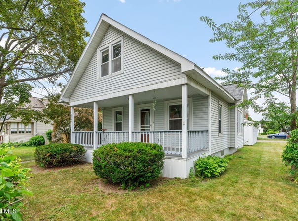 2703 Augustine Avenue, Rotterdam, NY 12306