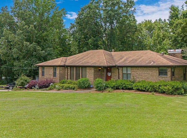 7717 LOCK 17 ROAD, BESSEMER, AL 35023