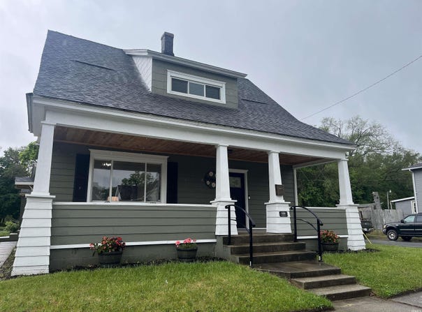 1302 Linden Avenue, South Bend, IN 46628-2119