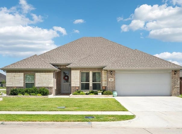 1601 Wagon Wheel Way, Krum, TX 76249