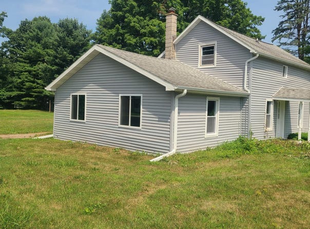 15442 Flowerfield Road, Three Rivers, MI 49093