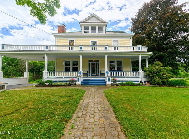 110 Green Avenue, Castleton-on-Hudson, NY 12033