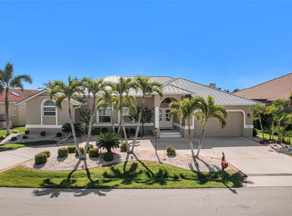 1311 PINE SISKIN DRIVE, PUNTA GORDA, FL 33950