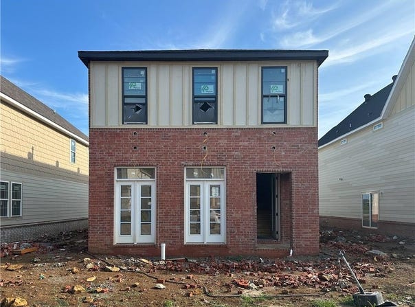 4364  W Bronco  DR, Fayetteville, AR 72704