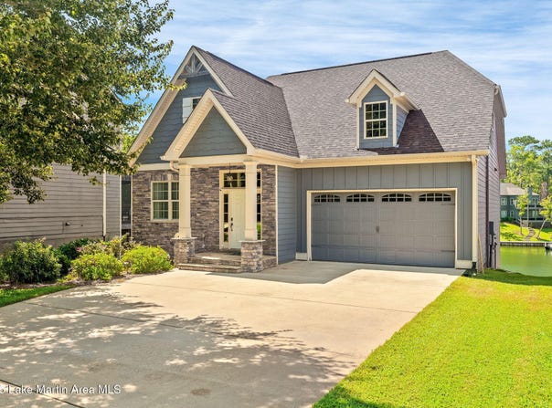 128 MacKenzie Way, Dadeville, AL 36853