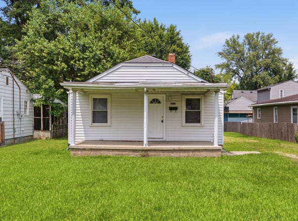 2618 E 8th Street, Anderson, IN 46012