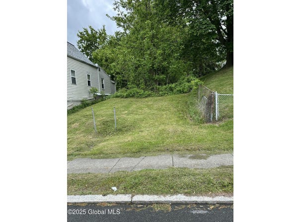 616 East Street, Rensselaer, NY 12144
