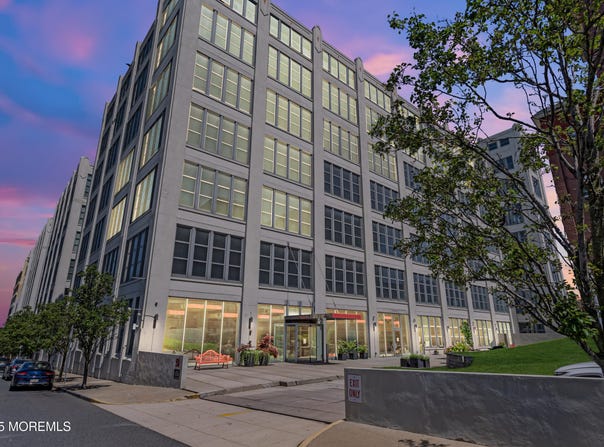 50 Dey Street, Jersey City, NJ 07306