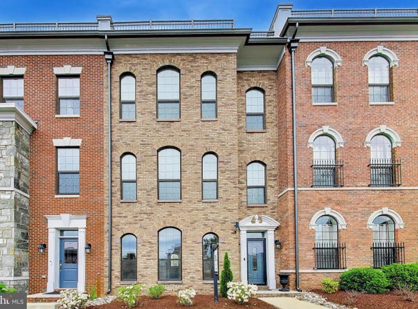 517 WINDBOARD Way, OXON HILL, MD 20745