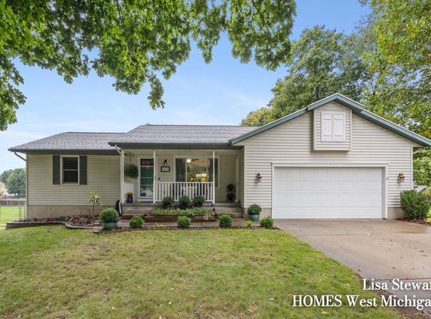 11025 56th Avenue, Allendale, MI 49401