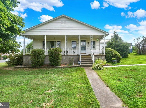 343 KEYSTONE WAY, NEW BLOOMFIELD, PA 17068