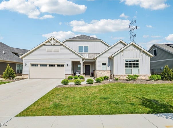 271 Chestnut Lane, Fairlawn, OH 44333