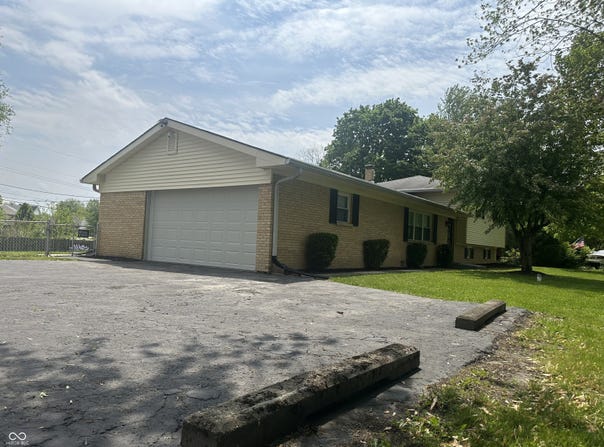8417 S Sherman Drive, Indianapolis, IN 46237