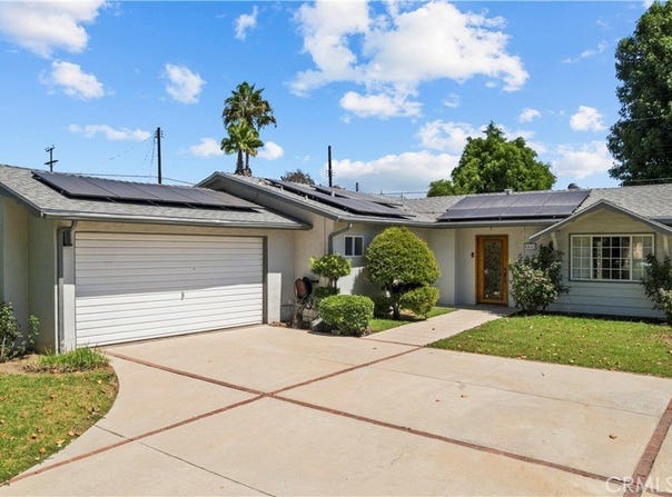 8842 Sophia, North Hills, CA 91343