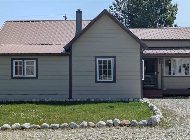 820 N Bonner Avenue, Red Lodge, MT 59068