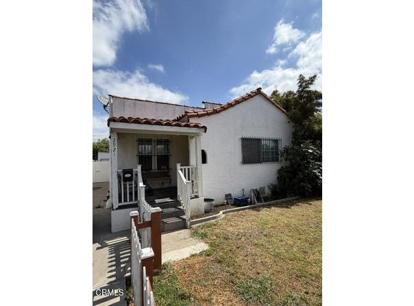 2921 Illinois Avenue, South Gate, CA 90280