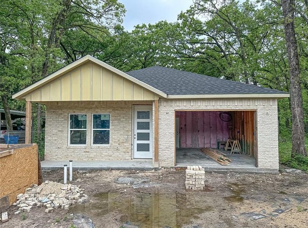 126 Blue Jay Lane, Mabank, TX 75156