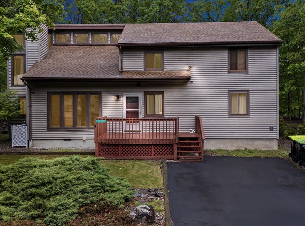 1117 Belaire Drive, East Stroudsburg, PA 18301