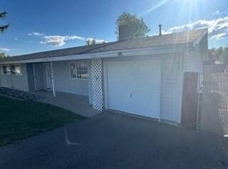 10518 Kincheloe Avenue, Klamath Falls, OR 97603