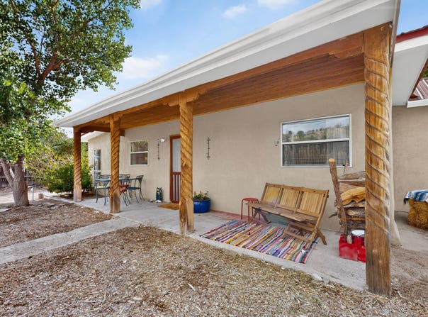 21 County Road 177, Ojo Caliente, NM 87549