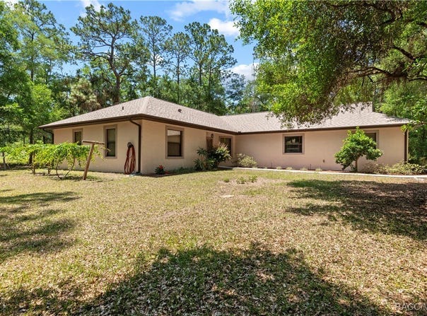 7634 N Hargrove Point, Crystal River, FL 34428