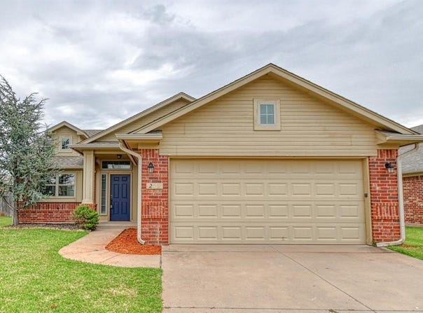 208 Somers Pointe Boulevard, Yukon, OK 73099