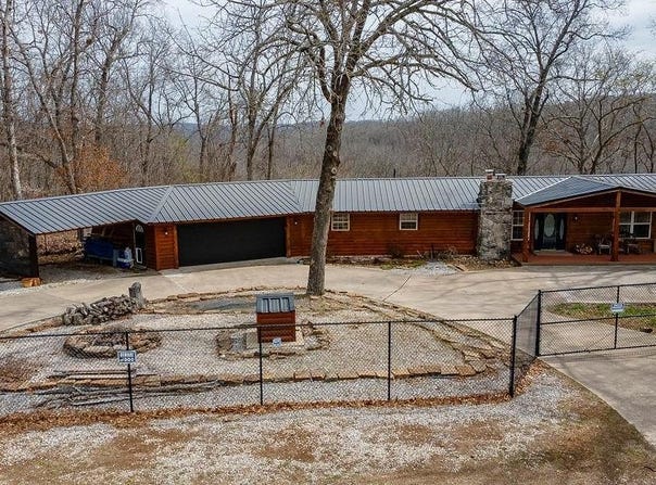 23182 Highway 62, Garfield, AR 72732