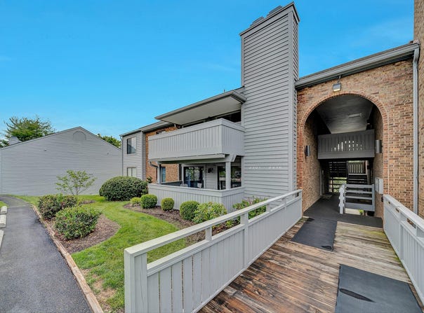 2413 Barnside Ct, Salem, VA 24153