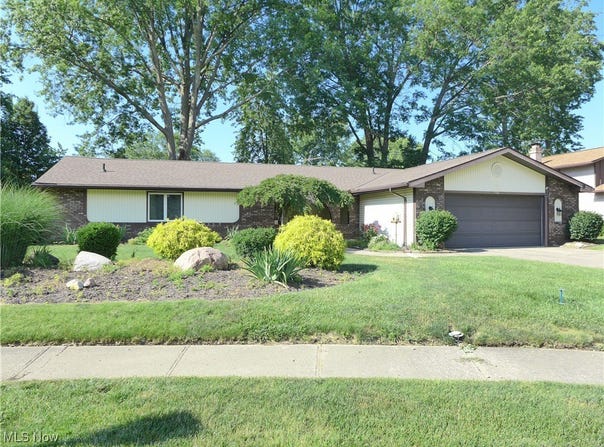1600 Redbud Place, Lorain, OH 44053