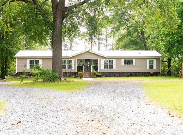 1804 N Pine Street, Vivian, LA 71082