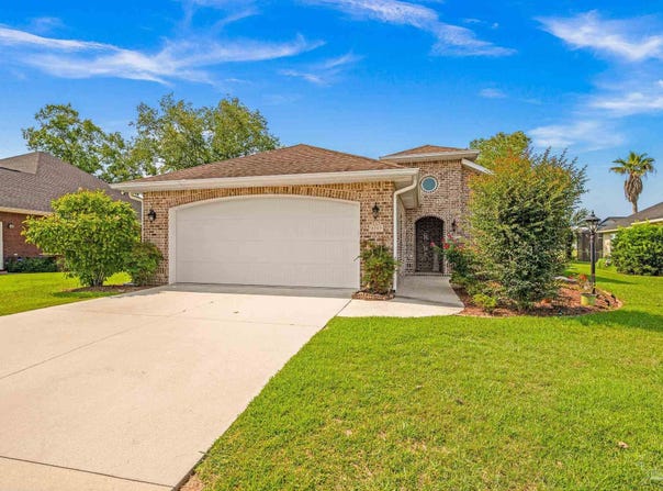 5757 Cobble Creek Dr, Pace, FL 32571