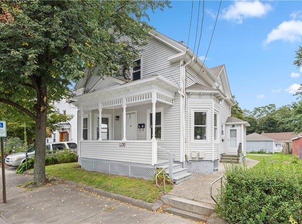 1250 Cranston Street, Cranston, RI 02905