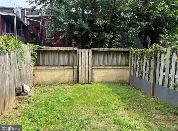 526 WALNUT, YORK, PA 17403