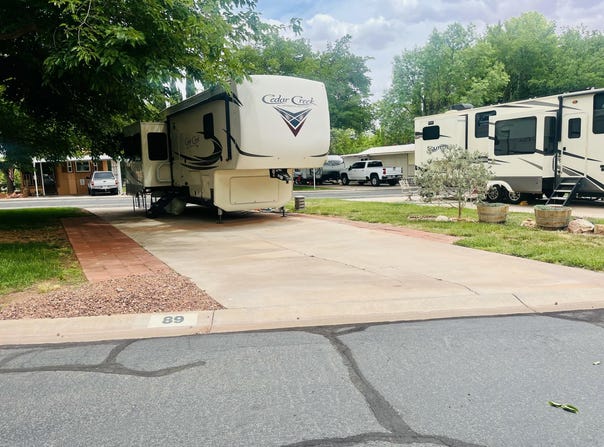 180 N 1100 E, Washington, UT 84780