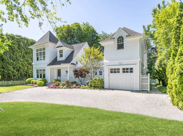 61 DAYTON LANE, EAST HAMPTON, NY 11937