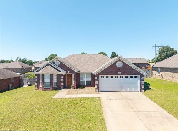 2517 Kevin ST, Van Buren, AR 72956