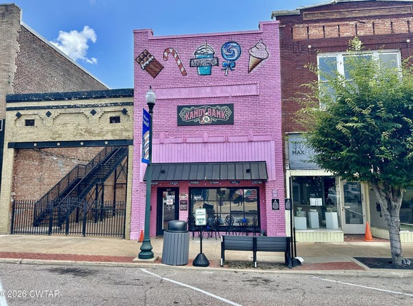 1317 E Main Street, Humboldt, TN 38343