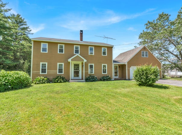 366 Cape Road, Hollis, ME 04042