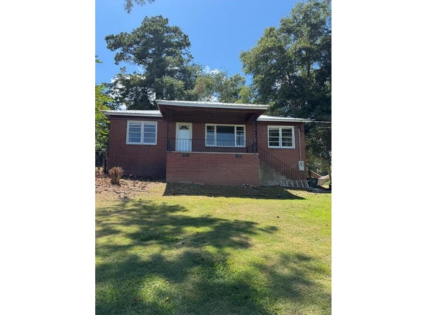 31 Brantley Drive, Eufaula, AL 36027