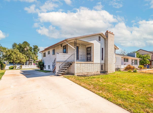 966 W PIONEER S, Salt Lake City, UT 84104