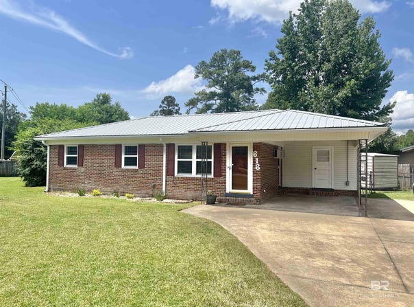 616 E Oak Street, Atmore, AL 36502