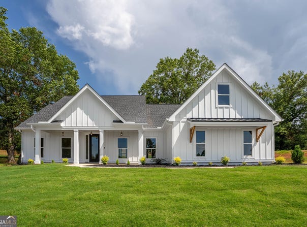 135 Oak Terrace, Baldwin, GA 30511