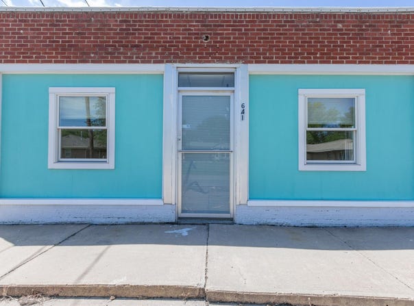 641 W Cloud St, Salina, KS 67401